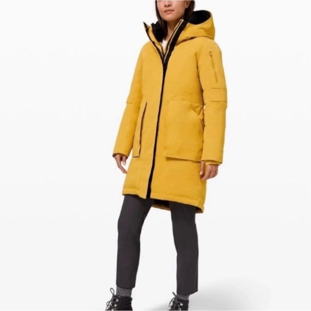 SOLD  Snow Jacket SZ 4